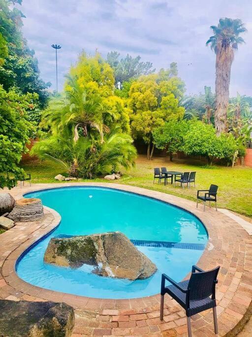 Albatrossways Lodge Sandton Exterior photo