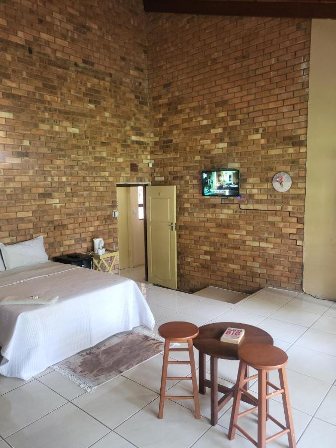 Albatrossways Lodge Sandton Exterior photo